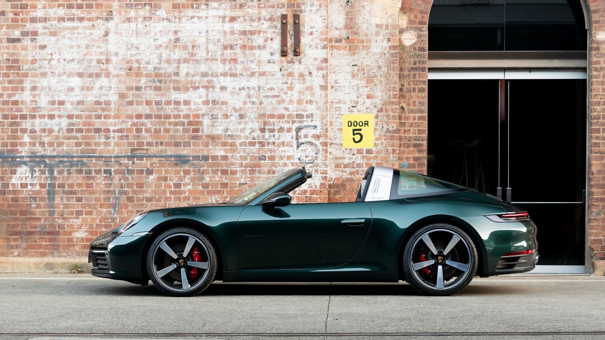 Porsche exclusive manufacture